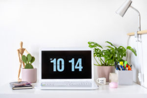 Girly,Home,Office,/,Student,Room,Desk,Setup,With,White