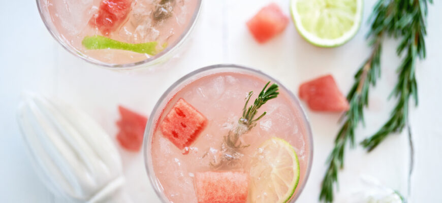 Watermelon,Fruity,Cocktail,Mocktail,Drink,Decorated,With,Cubes,Of,Fresh